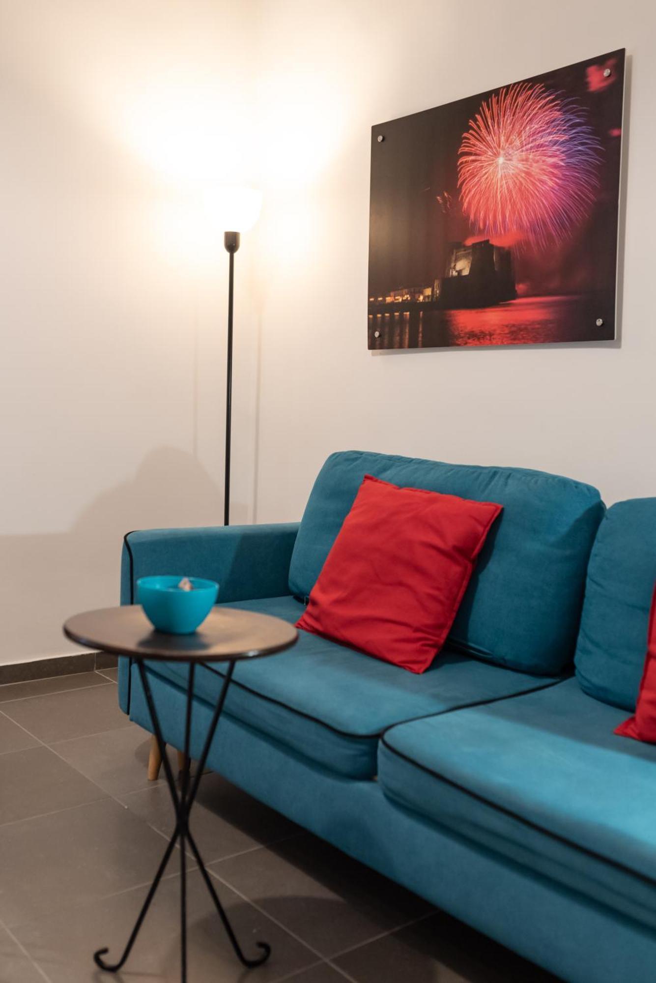 Apartment Sottosopra Chiaia Naples